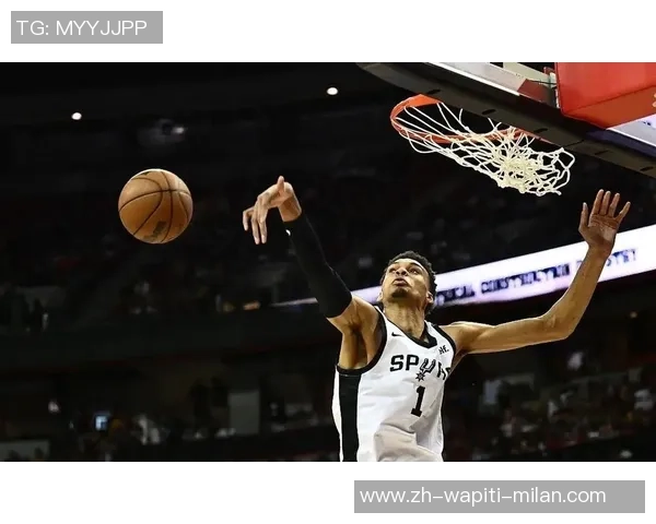 文班亚马29+11+9帽背面：接连43场1三分1盖帽纪录完结